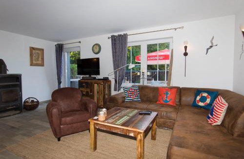 Schwarbe House | Villa Schwarbylon