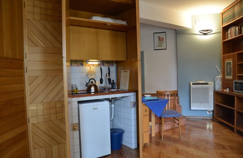 Mondello Apartment | Villa Scimemi in Mondello- Independent Studio in elegant Villa on the sea