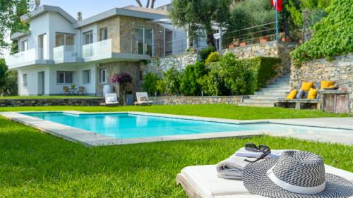 Pieve Ligure Villa | Villa Scirocco 102 Emma Villas