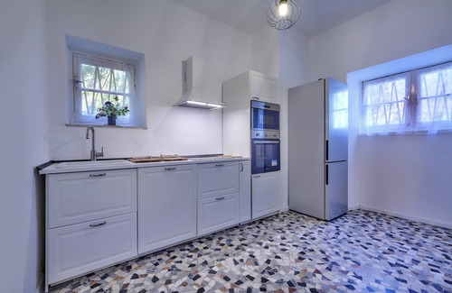 Varenna Villa | Villa "Scoglio" with Lake View, Private Terrace & Wi-Fi