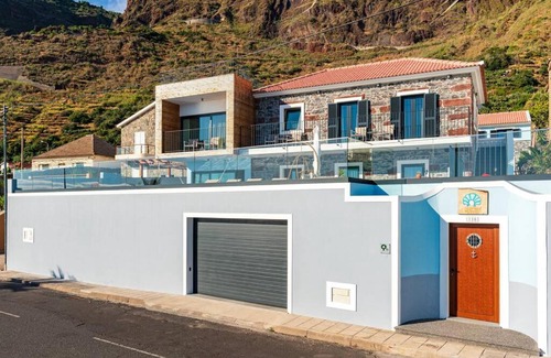 Paul do Mar Villa | Villa Sea - Rural Holiday Experience by SeaPearl