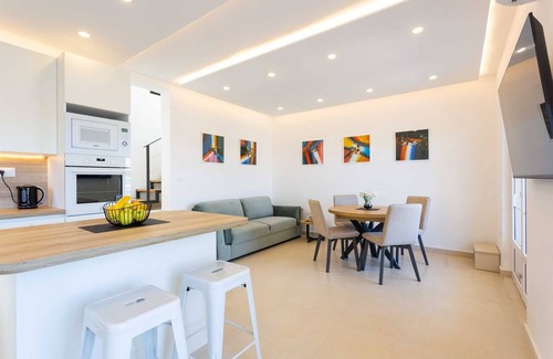 Rogoznica Villa | Villa Sea Touch - beachfront villa for eight, amazing views and a heated pool