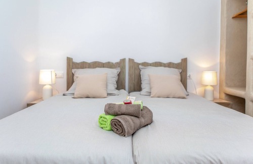 Mikri Vigla Villa | VILLA SEAROCKS NAXOS Mikri Vigla 8 people