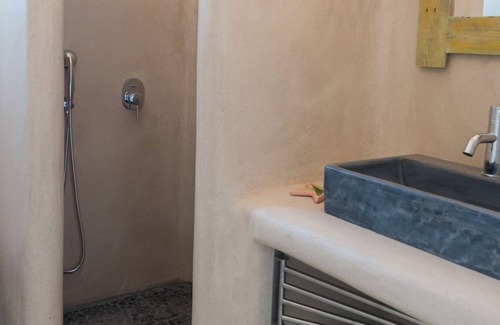 Mikri Vigla Villa | VILLA SEAROCKS NAXOS Mikri Vigla 8 people