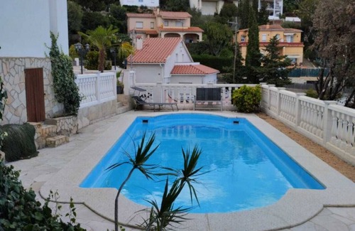 Santa Susanna Villa | Villa Seaview, Encantadora Para Pasar Unas Relajantes Vacaciones en Familia