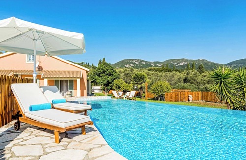 Doukades Villa | Villa Secret Paradise - Five Bedroom Villa, Sleeps 10