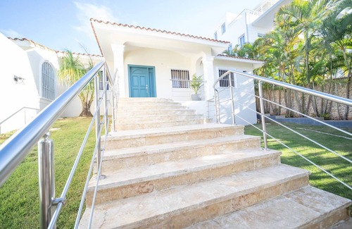 Villas Ana Maria Villa | Villa Selena - 5br Villa In Sosua Center!