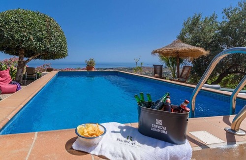 Cajiz Villa | Villa Selena de Cajiz by Ruralidays