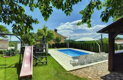 Lindar House | Villa Semy