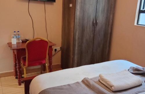 Kitale Bed & Breakfast | Villa Serene Hotel Kitale