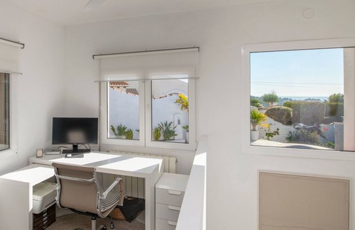 La Sabatera Villa | Villa Serenity - Renovated 3-bedroom villa