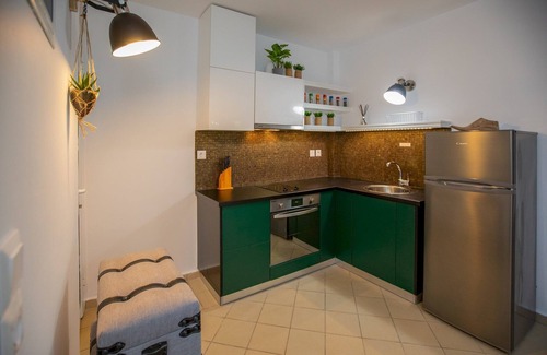 Tselendata Villa | Villa Serenity sleeps 9!