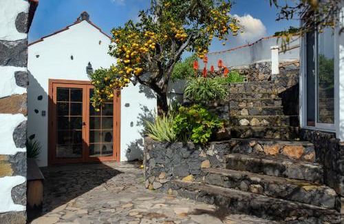 Puntagorda House | "VILLA SERVANDA" - Casa Canaria construida a PRINCIPIOS DEL SIGLO XIX