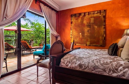 Romantic Zone Cabin | Villa Sevilla