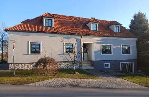 Hausleiten Villa | Villa Shakira