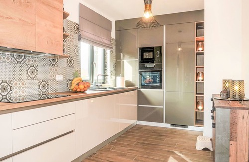 Topid House | Villa Shea by Interhome