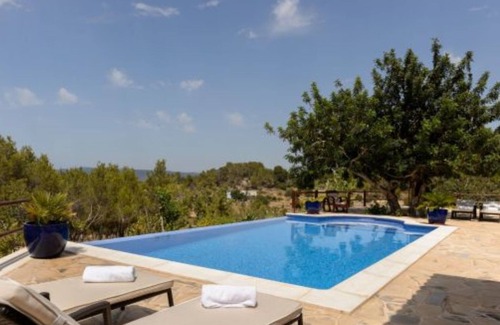 Sant Agusti des Vedra Villa | Villa Shera, Ibicencan house with sea views, pool in private area with lots of charm