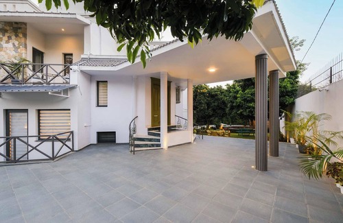 Bullawala Villa | Villa Sierra Sky - Exquisite & Elegant 4 Bedroom Villa