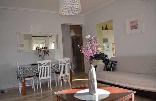 Kavala House | VILLA SIESTA detached house for relaxing holidays by the sea