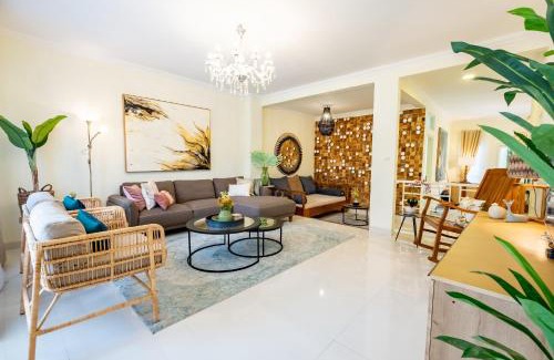Sinduadi House | Villa Siji Plemburan