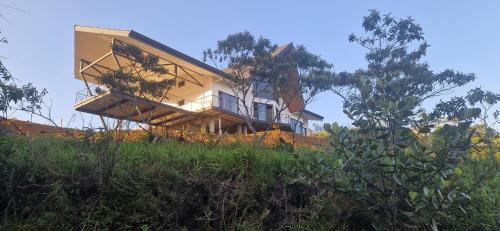 Tierras Morenas Bed & Breakfast | VILLA SIMONE ARENAL French Ecolodge
