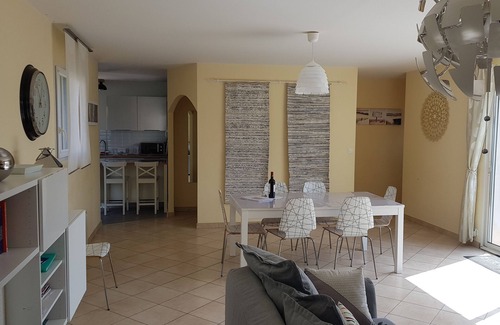 Bretignolles-sur-Mer House | Villa sleeps 7, heated pool (May to September) near beach, town center