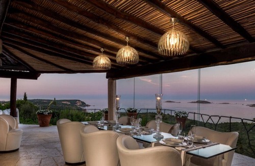Pantogia Villa | Villa Smeraldo, a few steps from the sea