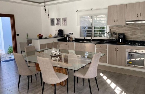 El Centro House | Villa Smiley, Your Beach House in Samana