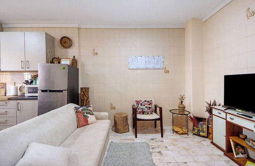 Lourosa Villa | Villa 'Sobreiro 22' with Private Garden, Balcony and Wi-Fi