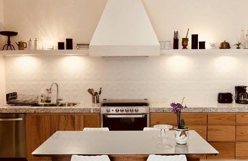 Centro House | Villa Sochic, stunning contemporary colonial near Paseo de Montejo
