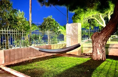 Agii Theodori House | Villa Sofia - Corinthia Beach