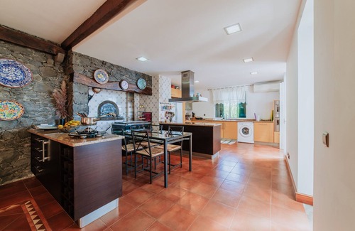 Canhas House | Villa Sol