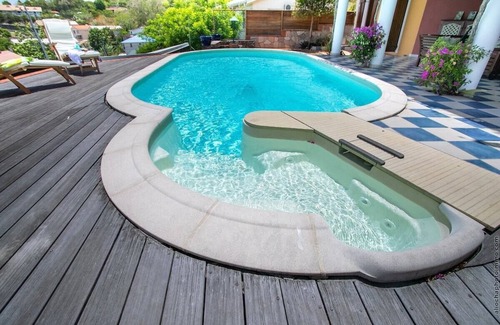 Schoelcher Villa | Villa Sol y Sombra the Cuban spirit