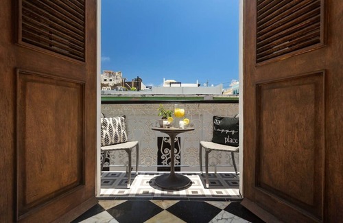 Mercado Apartment | Villa Solana | Modern & Eclectic 2 Bedroom