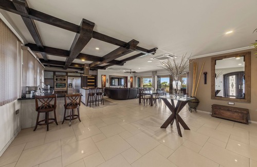 Marie Pampoen Villa | Villa Sophia - Luxury tropical villa with private pool, gym and sea view