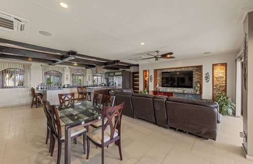 Marie Pampoen Villa | Villa Sophia - Luxury tropical villa with private pool, gym and sea view