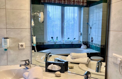 Rhein-Erft-Kreis District Hotel | Villa Sophienhöhe