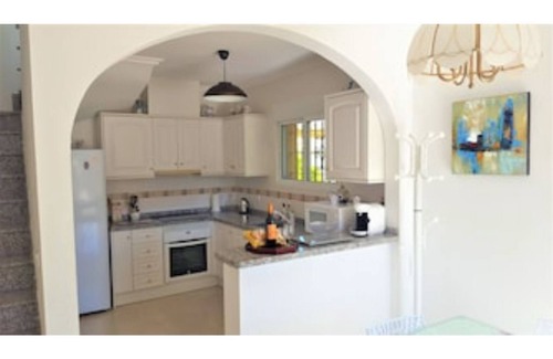 Santiago de la Ribera Villa | Villa south facing-Private heated pool-Beach-English TV-2 King size-Wi-Fi