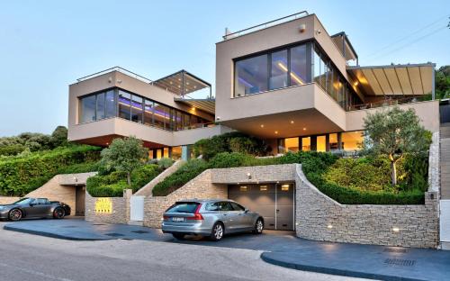 Cove Tri Zala (Zrnovo) Villa | Villa Soul Sisters