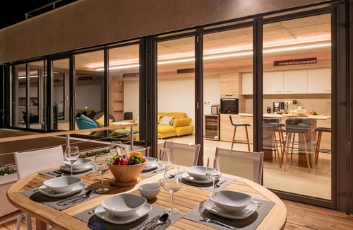 Cove Tri Zala (Zrnovo) Apartment | Villa Soul Sisters