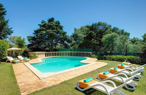 Porto de Mos Villa | Villa Sounia by Villa Plus