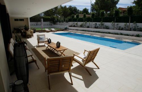 Santa Ponsa Villa | VILLA SP SUITES SANTA PONSA