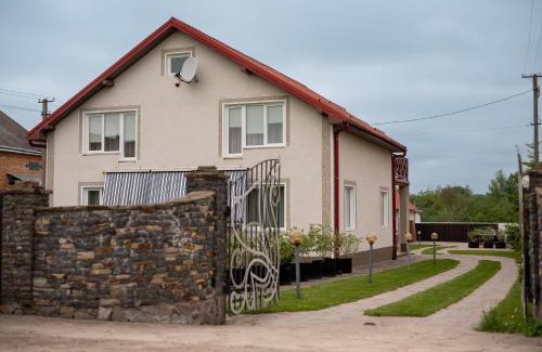 Chyshky Villa | Villa & SPA Owerko