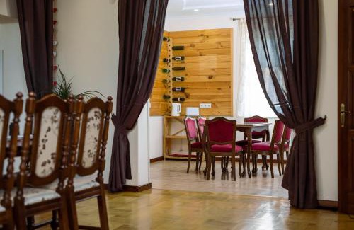 Chyshky Villa | Villa & SPA Owerko