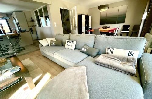 Saint-Briac-sur-Mer House | Villa Spacieuse & Moderne, Proche des Plages