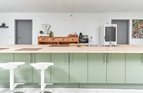 Torrox Costa Villa | Villa Spectacular Casa Negra with Sea View, Pool, Garden & Wi-Fi