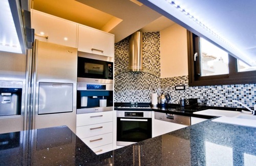 Katsikia Villa | Villa St Nicolas & Villa Theano 8 bedrooms