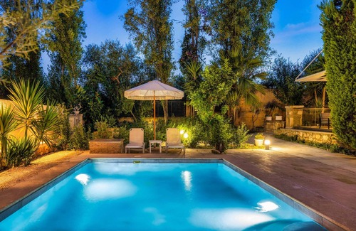 Drosia Villa | Villa Stavli - Three Bedroom Villa, Sleeps 6