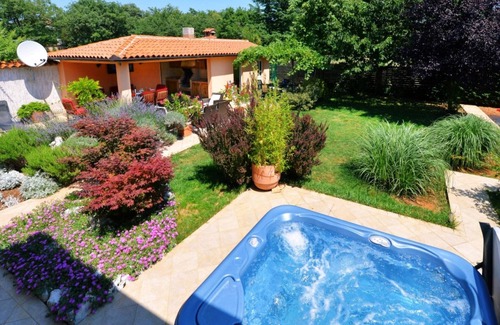 Kapelica Ski Chalet | Villa Stefani
