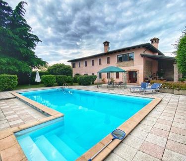 Riese Pio X House | Villa Stefania Asolo piscina e biliardo